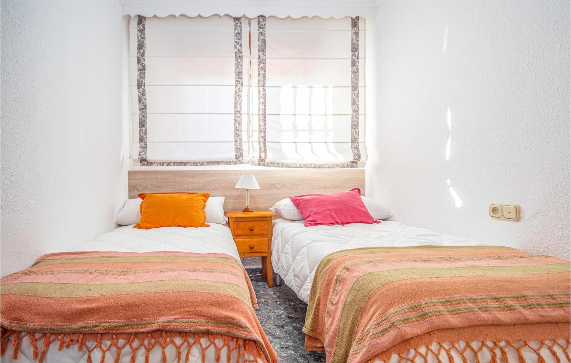 Stunning Home In Mlaga With 2 Bedrooms And Wifi Málaga Exteriör bild